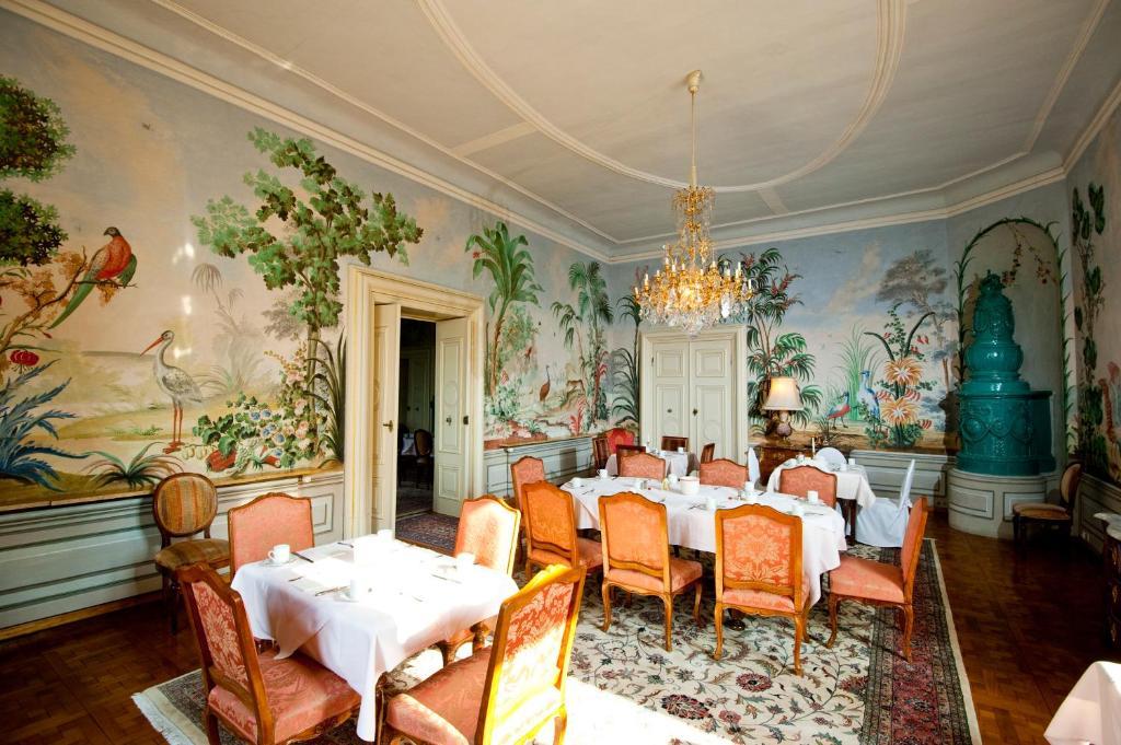 Schlosshotel Obermayerhofen Sebersdorf ภายนอก รูปภาพ